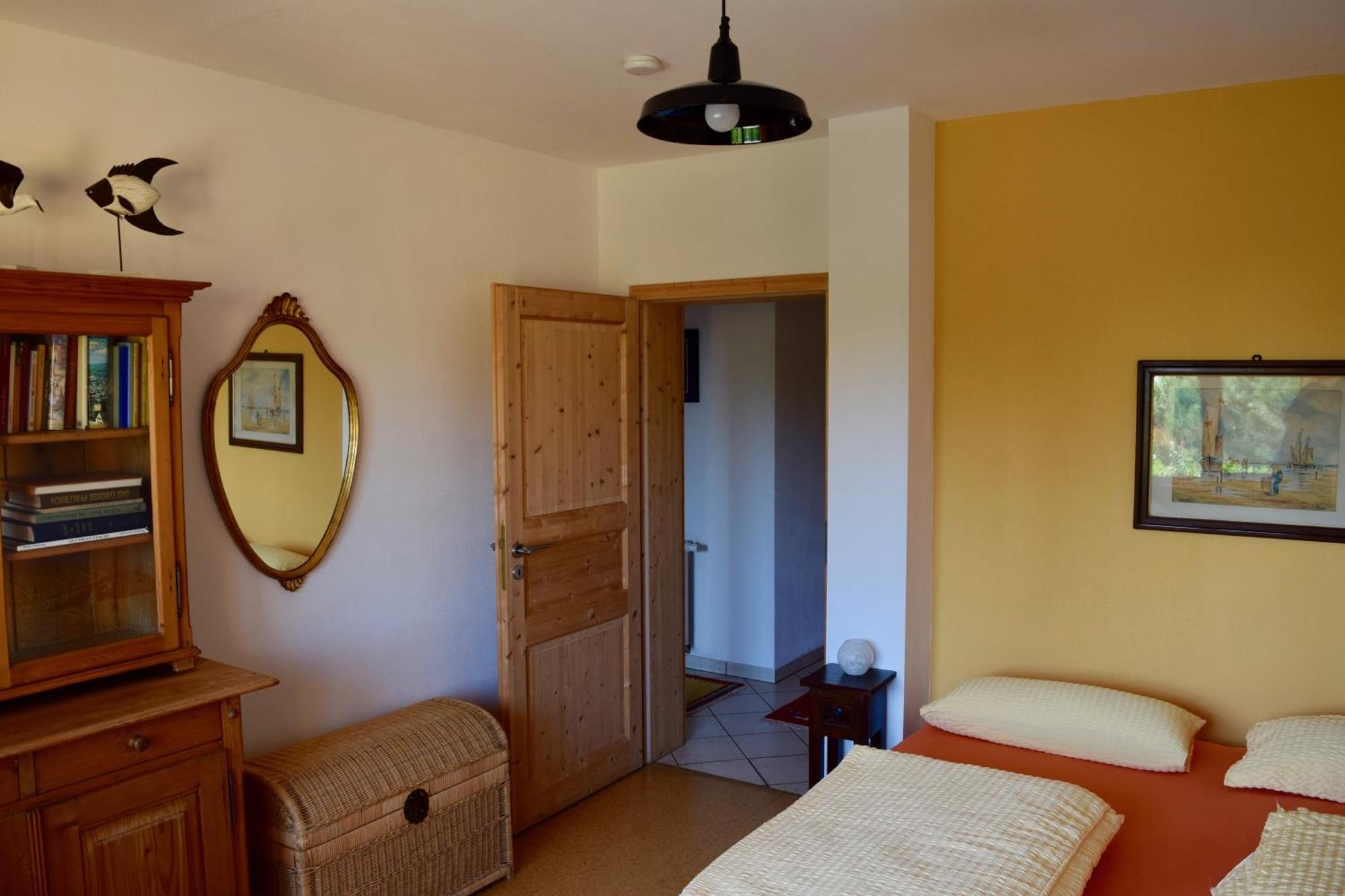 Ferienwohnung Ruth Neustadt an der Weinstrasse Bagian luar foto